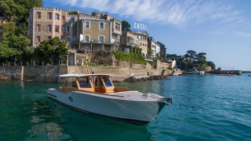 Hotel Castelbrac  - Private Yacht