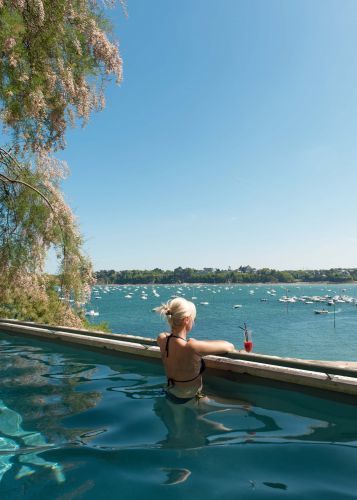 Hotel Castelbrac - Pool & Solarium
